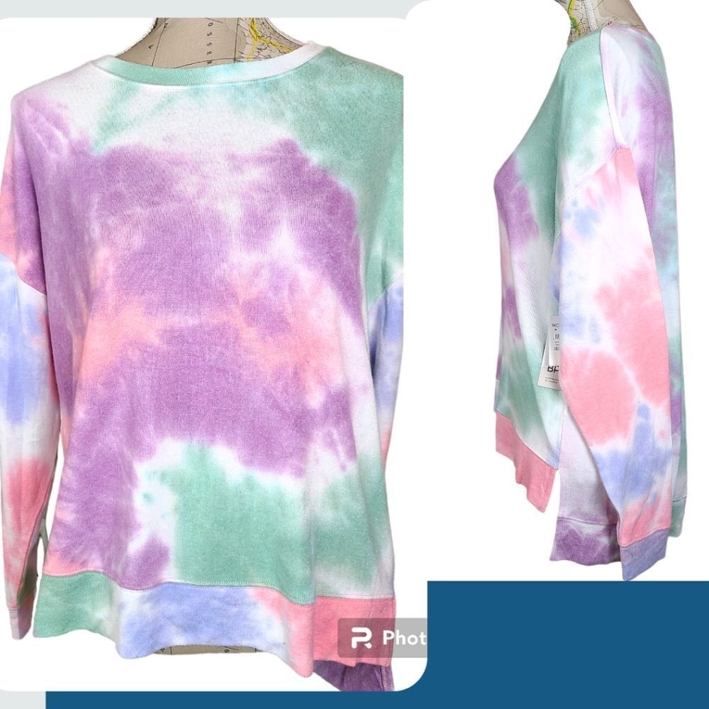NWT BP Juniors Size Medium Pink Powder Tie Dye Relaxed-Fit Crewneck Sweatshirt